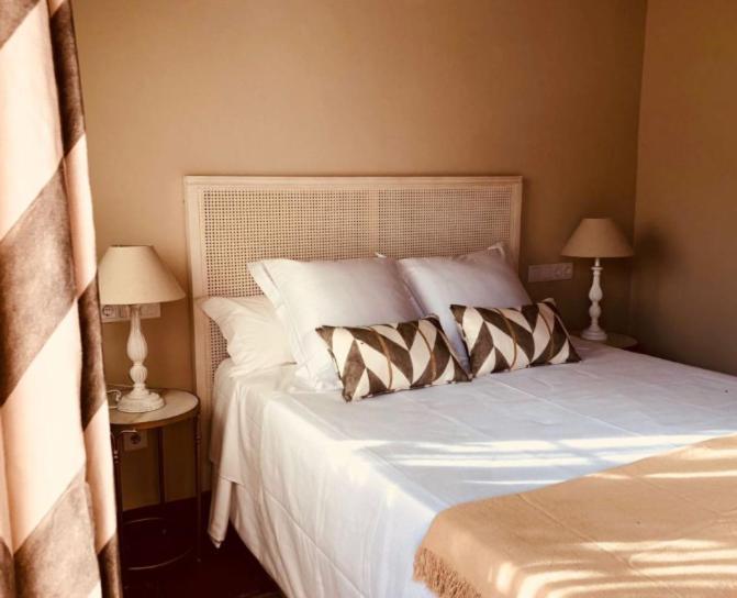 Hotel Rural Las Tejuelas Valdecaballeros 外观 照片