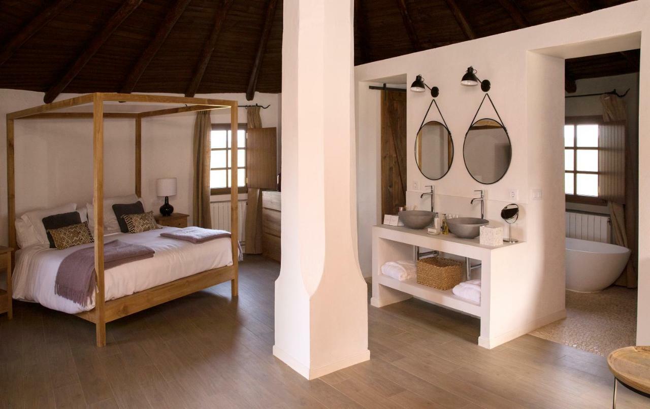 Hotel Rural Las Tejuelas Valdecaballeros 外观 照片