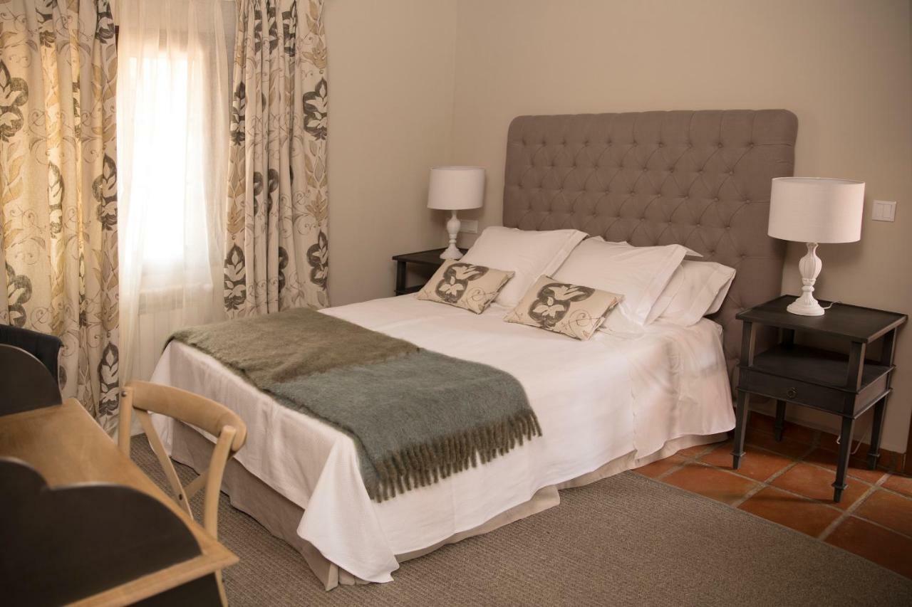 Hotel Rural Las Tejuelas Valdecaballeros 外观 照片